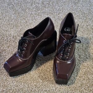 Gianni Bini Dark Brown Lace-Up Platform Shoes